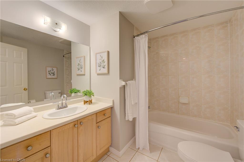 323 Hidden Creek Drive Property Photo 31