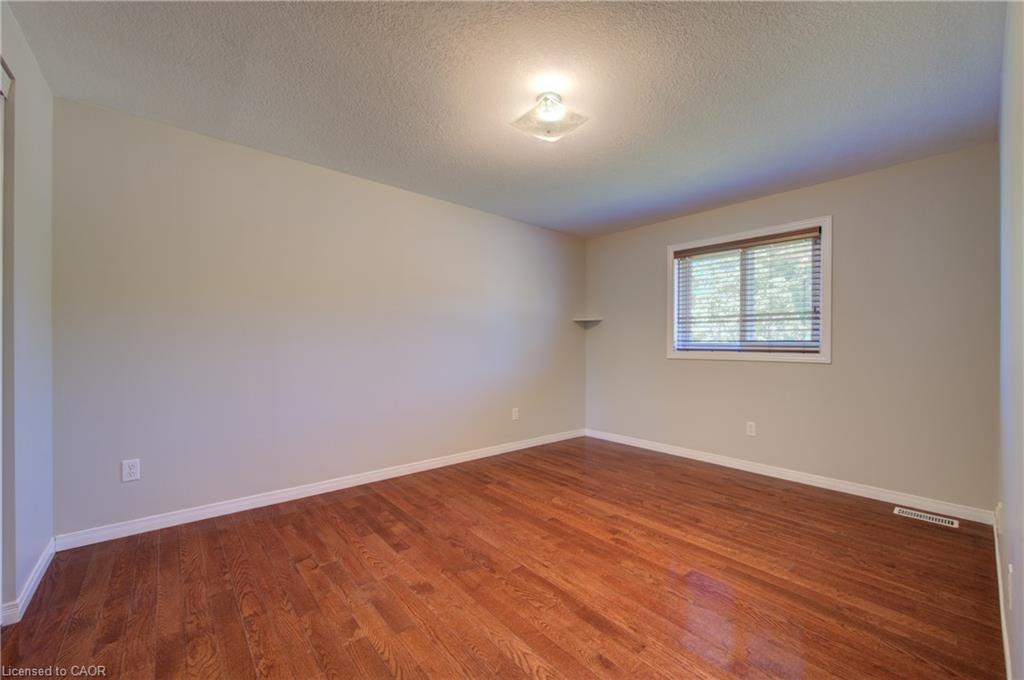 323 Hidden Creek Drive Property Photo 32