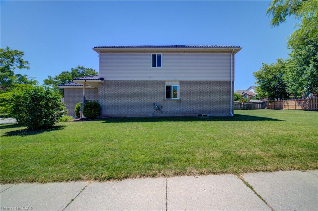 323 Hidden Creek Drive Property Photo 35