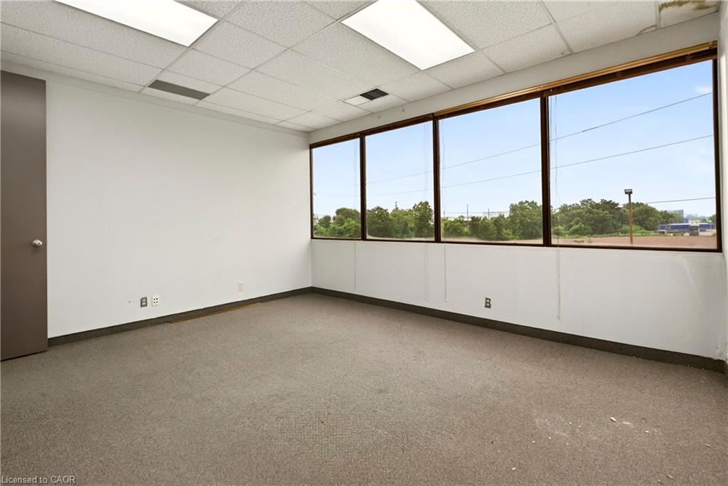 208-3050 Harvester Road Property Photo 30