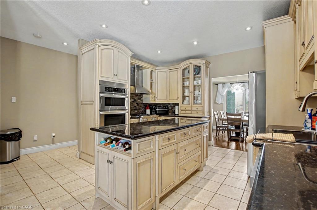 2 Irongate Drive Property Photo 15