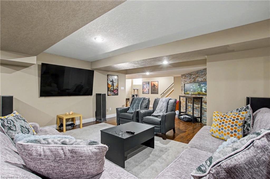2 Irongate Drive Property Photo 27