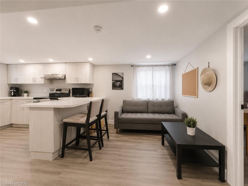 36 West 1st Street Property Photo 1