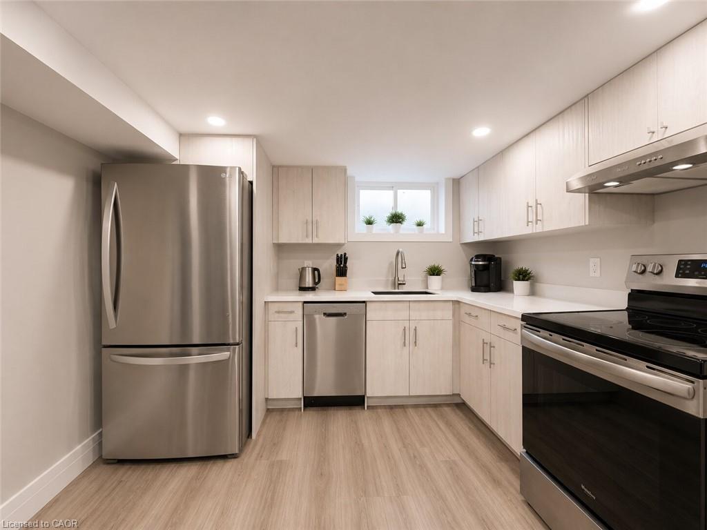 36 West 1st Street Property Photo 3