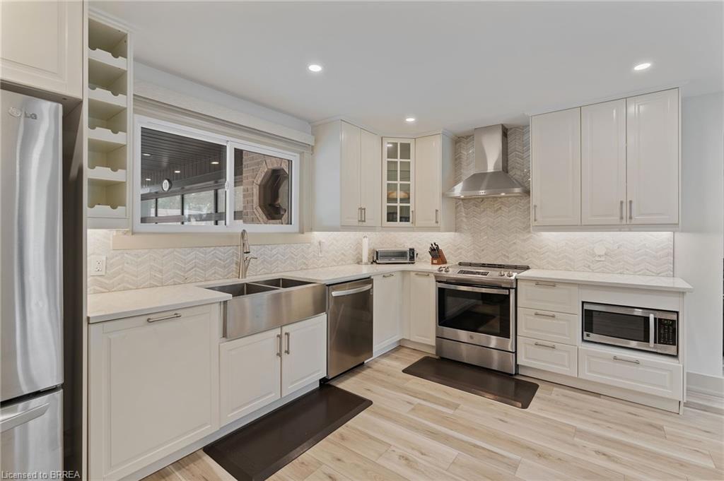 10 Stymie Boulevard Property Photo 9