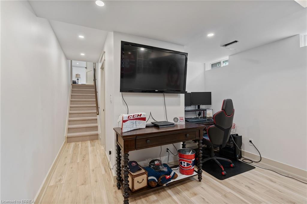 10 Stymie Boulevard Property Photo 40