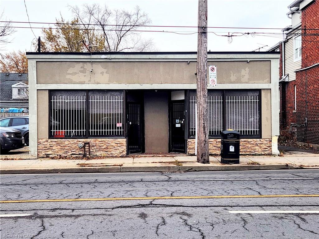 1342 Barton Street E Property Photo 2