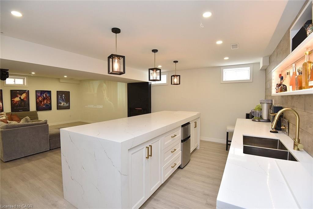 74 Lampman Drive Property Photo 30