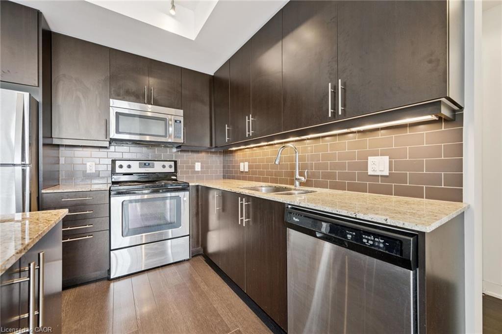 1511-85 Duke Street W Property Photo 14
