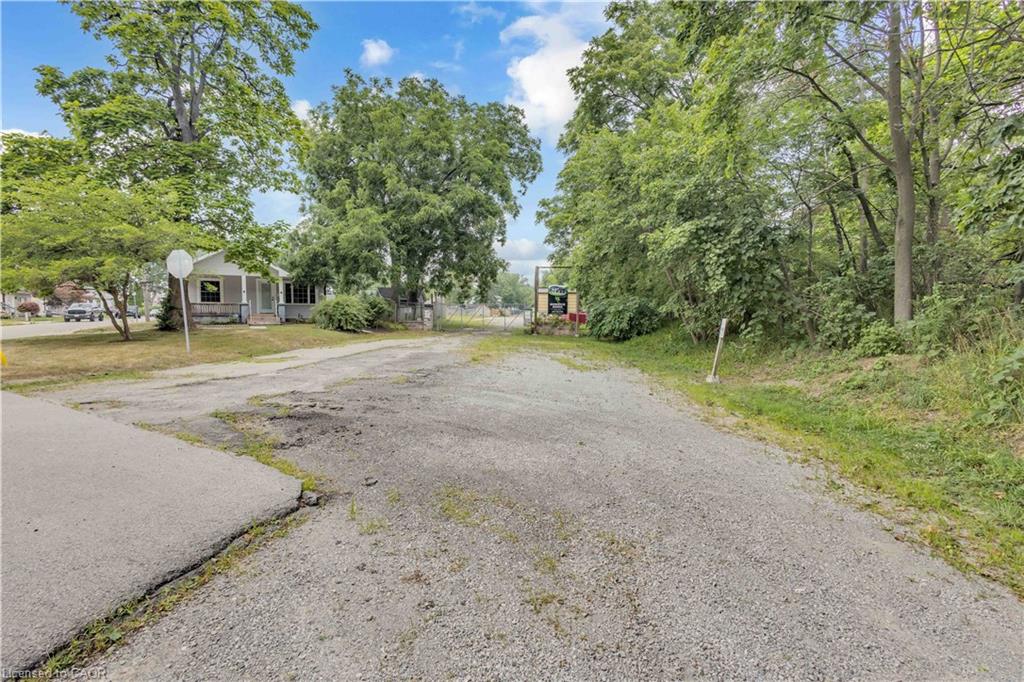 9 James Street Property Photo 33