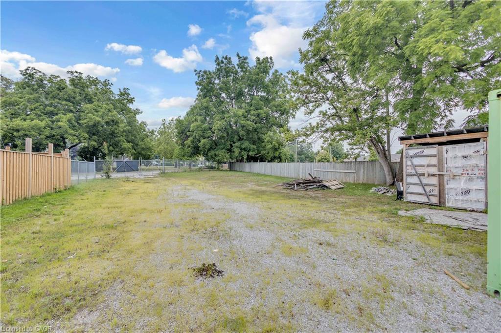 9 James Street Property Photo 45