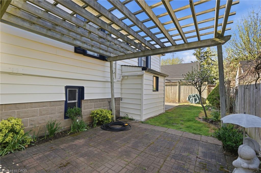 894 Garth Street Property Photo 36
