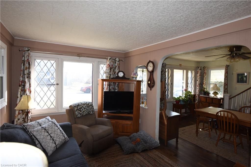 122 Bruce Street Property Photo 5