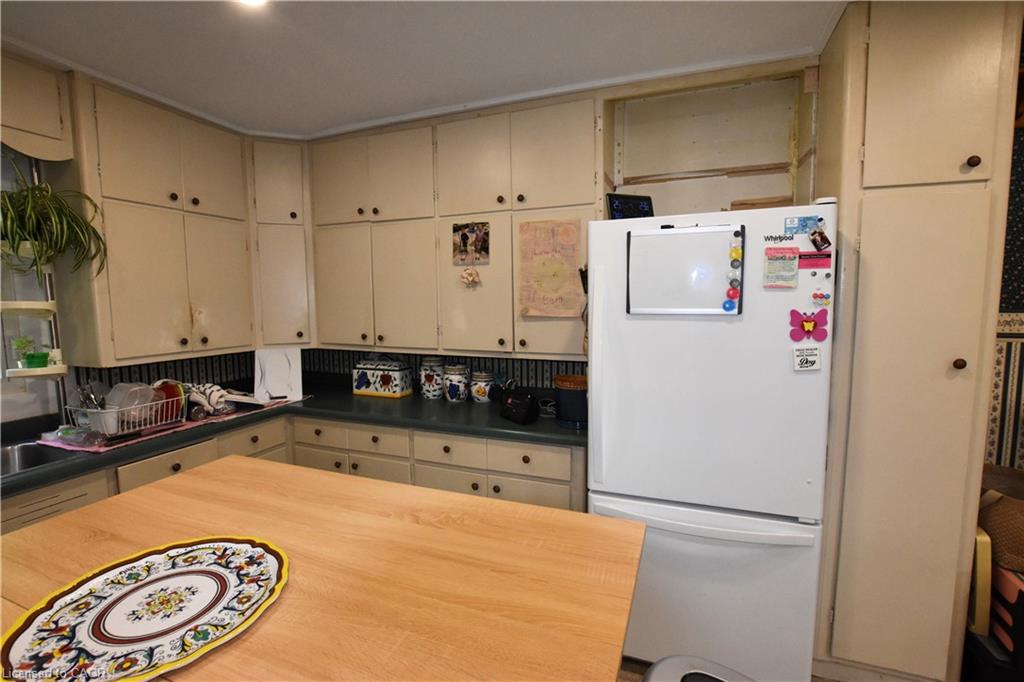 122 Bruce Street Property Photo 10