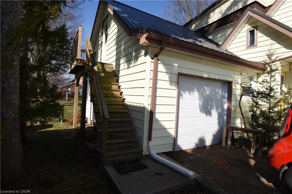 122 Bruce Street Property Photo 24