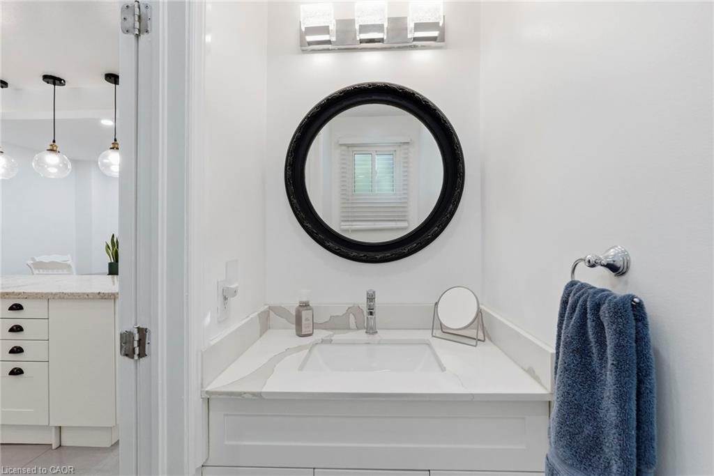 16-1420 Garth Street Property Photo 15