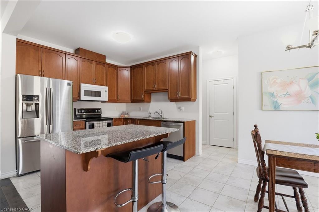 18 Vic Chambers Place Property Photo 3