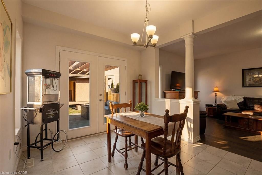 18 Vic Chambers Place Property Photo 6