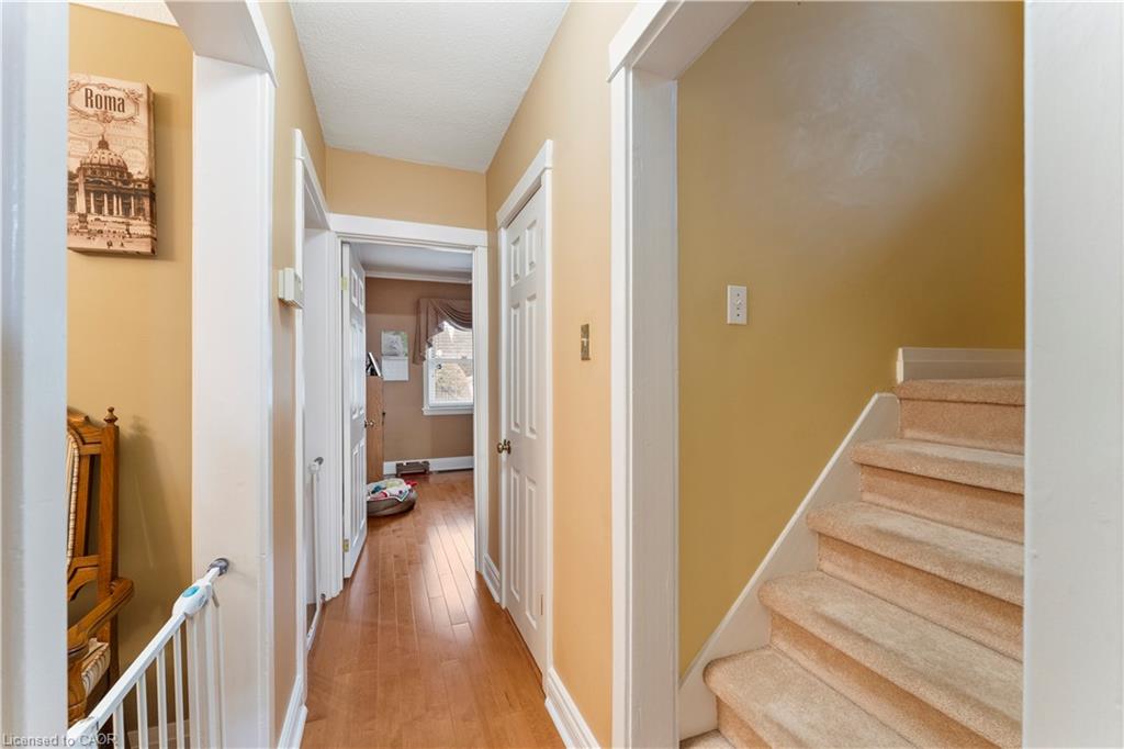 193 Huxley Avenue S Property Photo 16