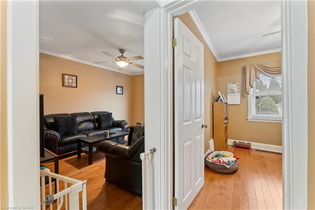 193 Huxley Avenue S Property Photo 17