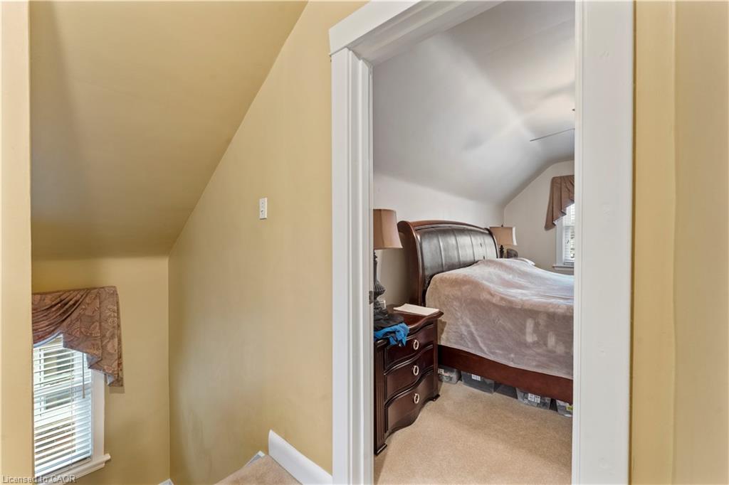 193 Huxley Avenue S Property Photo 25