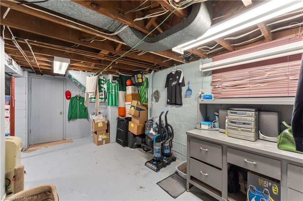 193 Huxley Avenue S Property Photo 38