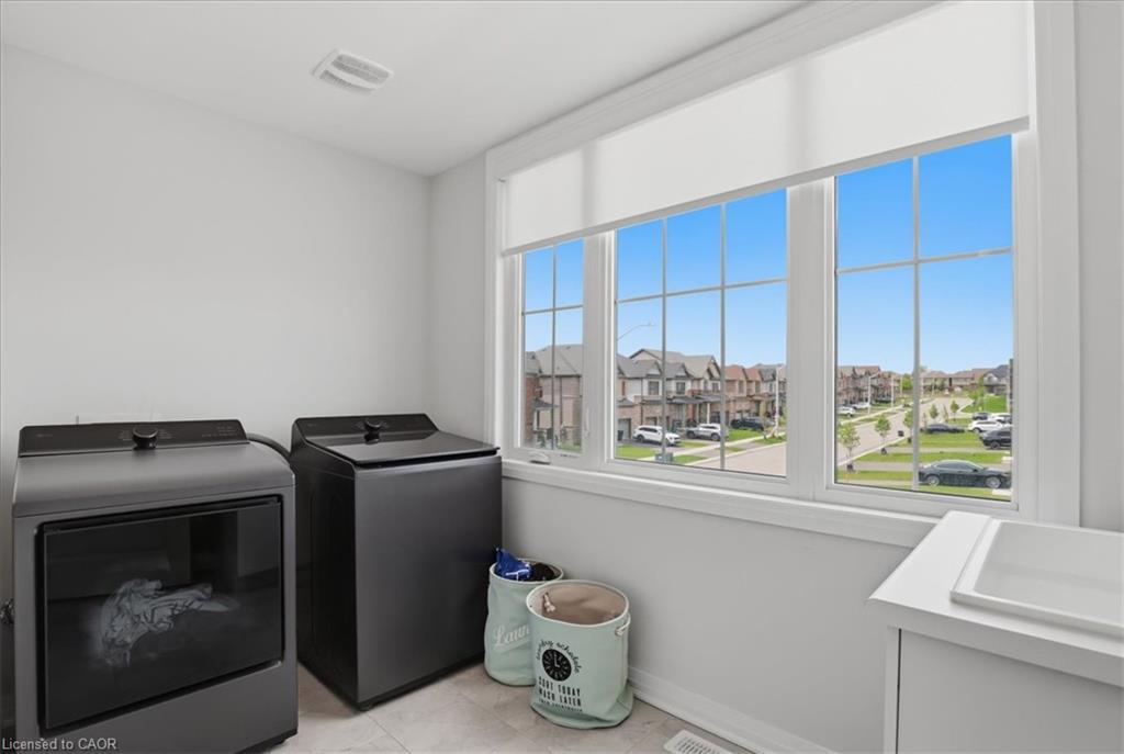 18 John Carpenter Road Property Photo 23