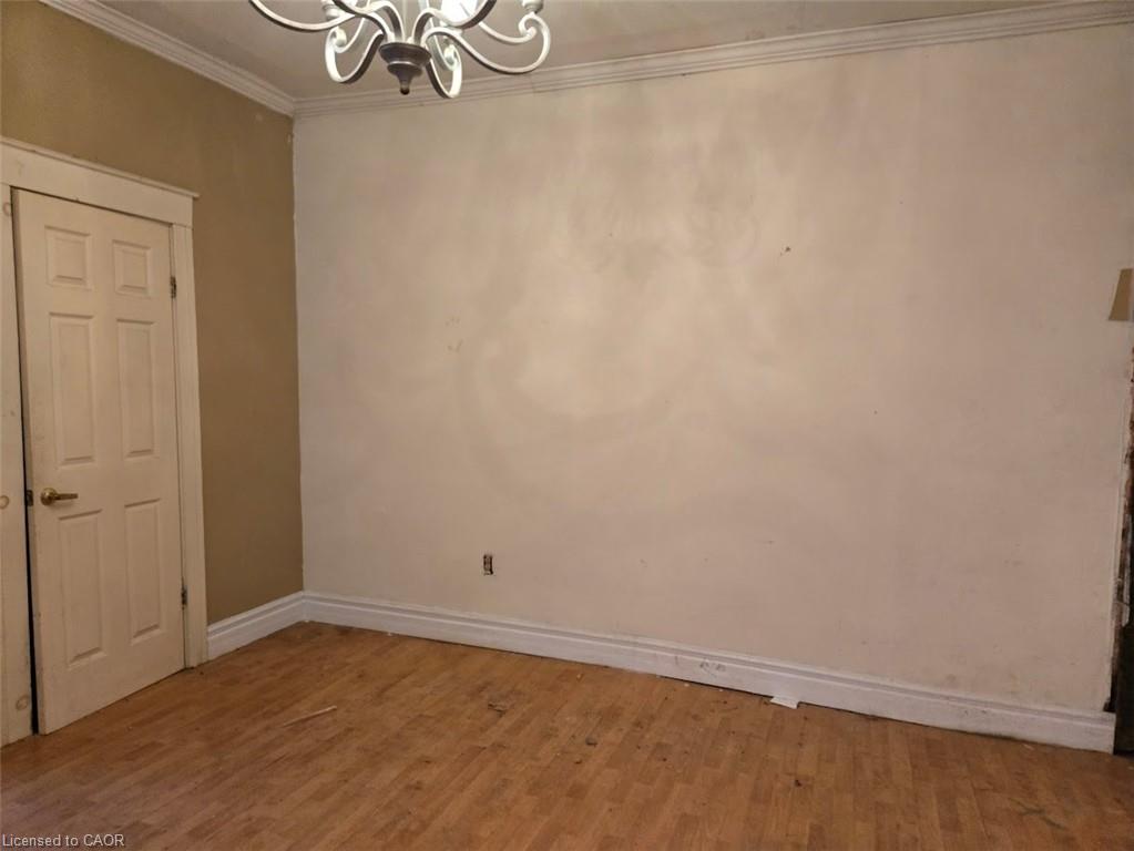 4336 Elgin Street Property Photo 5
