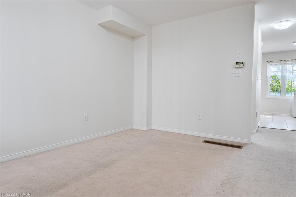 8 Jim Baird Mews Property Photo 24