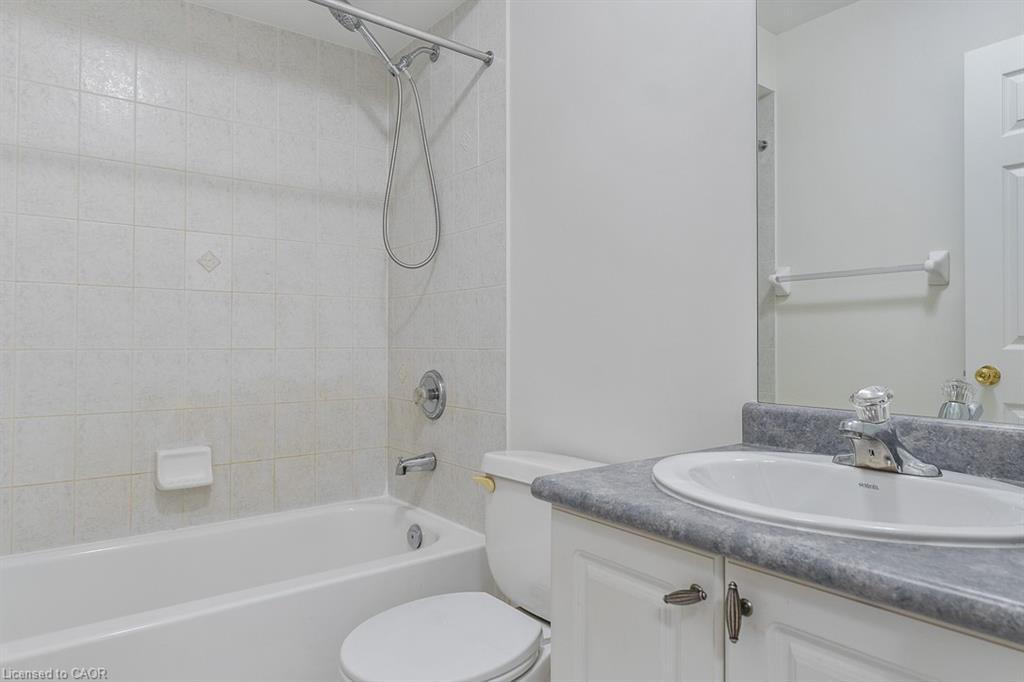 8 Jim Baird Mews Property Photo 47
