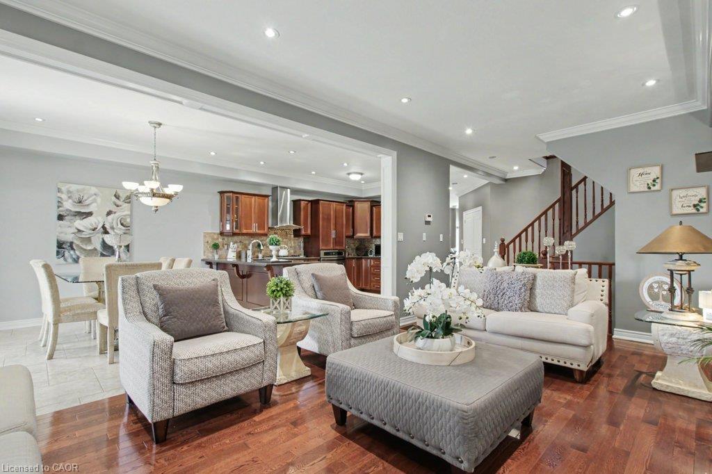 284 Normanhurst Avenue Property Photo 21