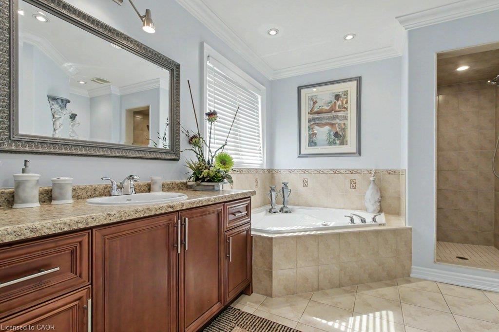 284 Normanhurst Avenue Property Photo 32