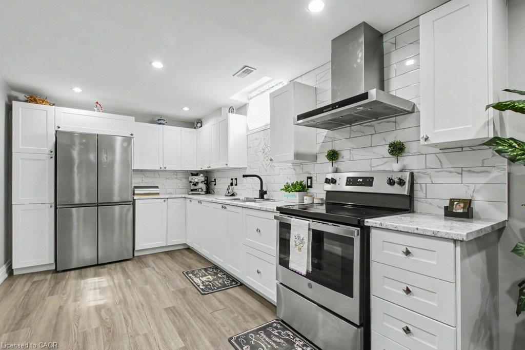 284 Normanhurst Avenue Property Photo 39