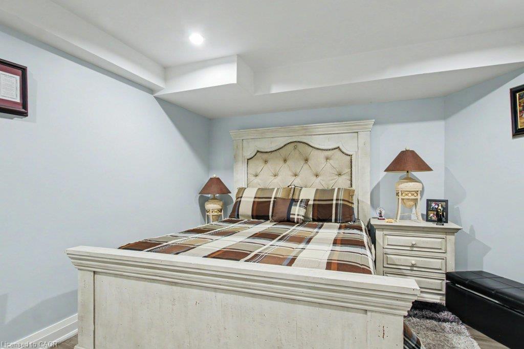 284 Normanhurst Avenue Property Photo 42