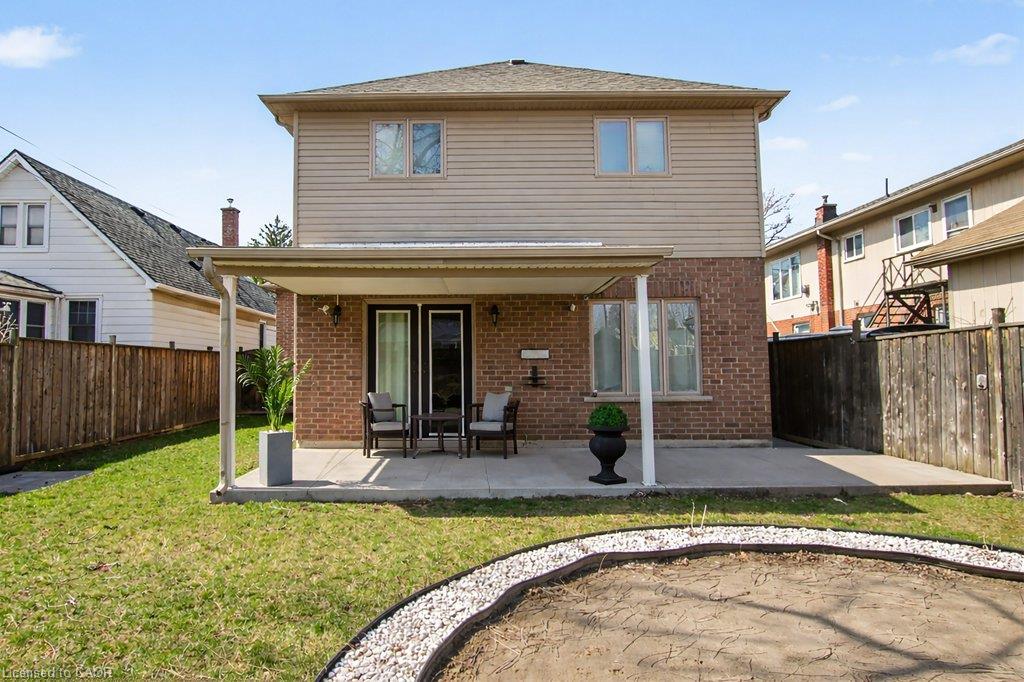 284 Normanhurst Avenue Property Photo 44
