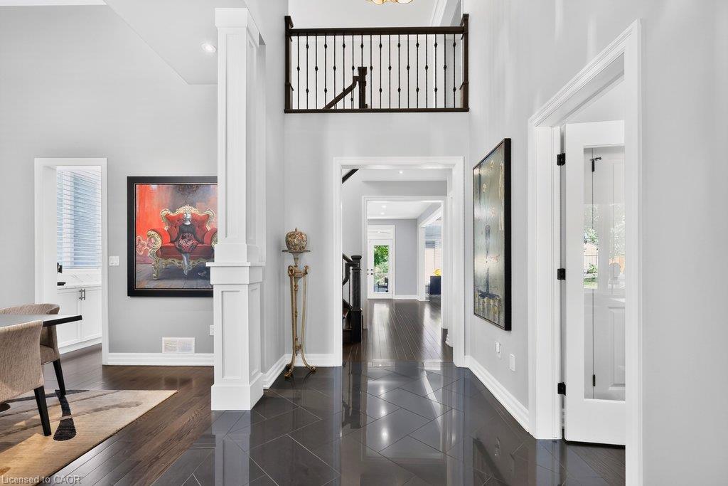 888 Park Avenue W Property Photo 6