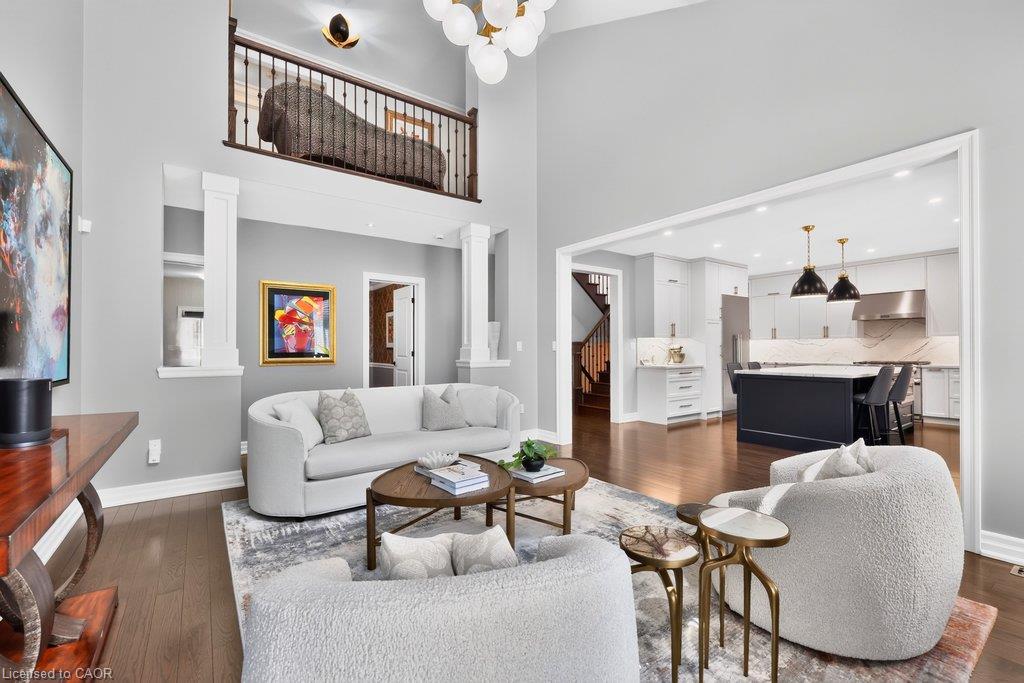 888 Park Avenue W Property Photo 17