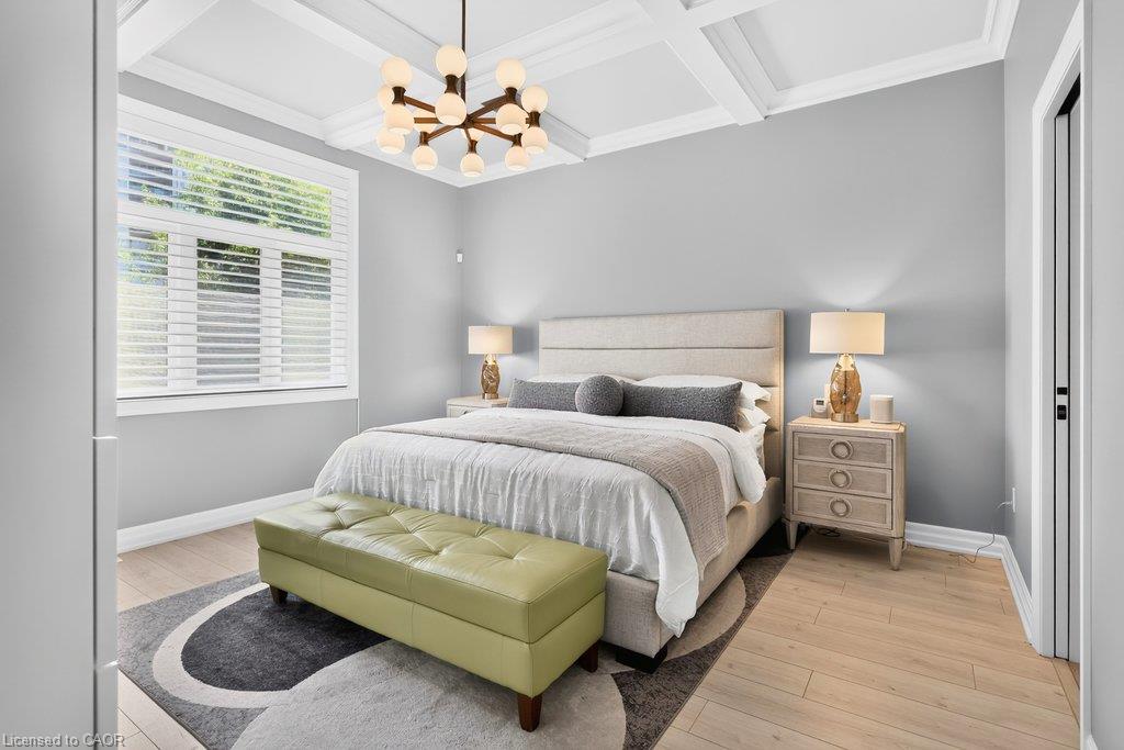 888 Park Avenue W Property Photo 18