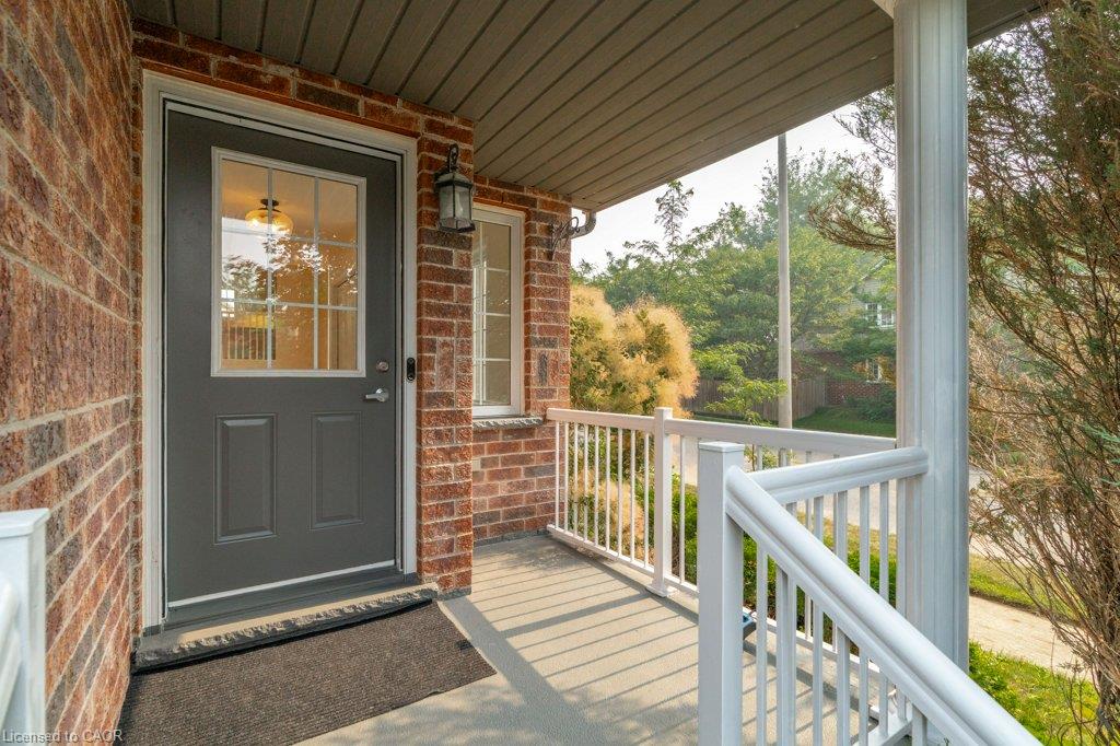 610 Violet Street Property Photo 2