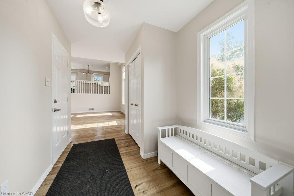 610 Violet Street Property Photo 3
