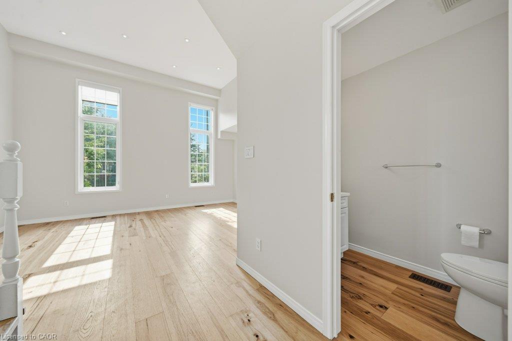 610 Violet Street Property Photo 11