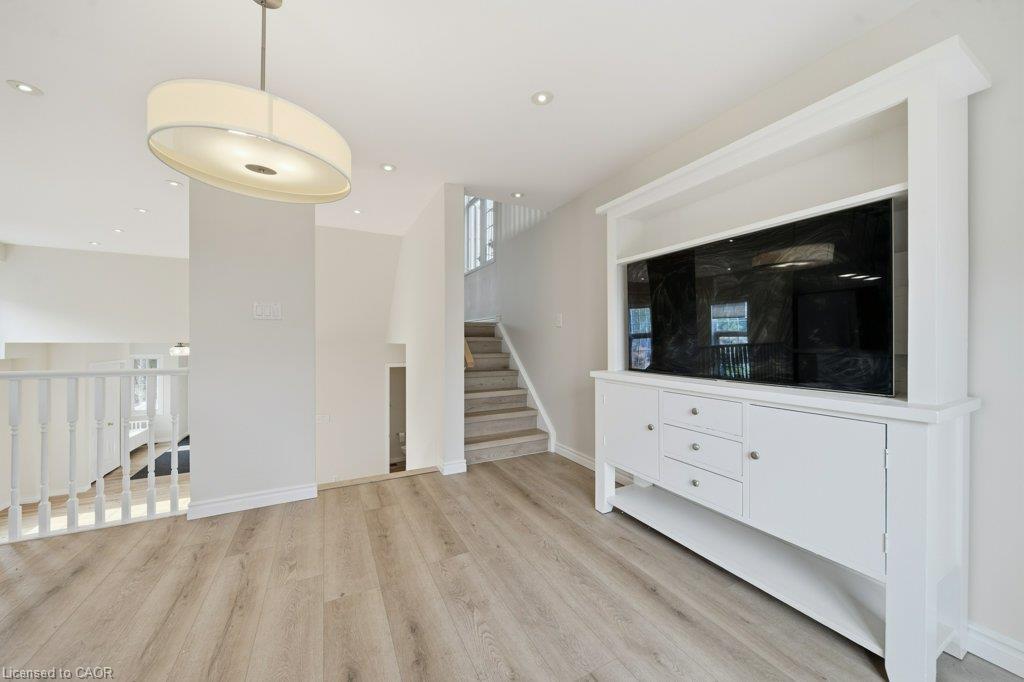 610 Violet Street Property Photo 20