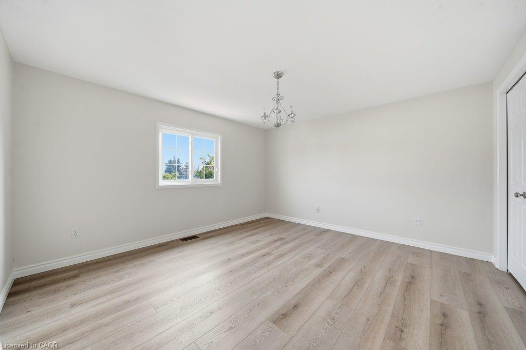 610 Violet Street Property Photo 32