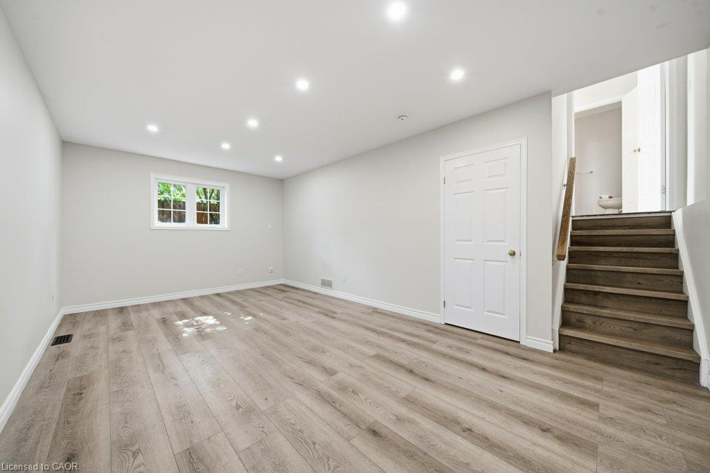 610 Violet Street Property Photo 39
