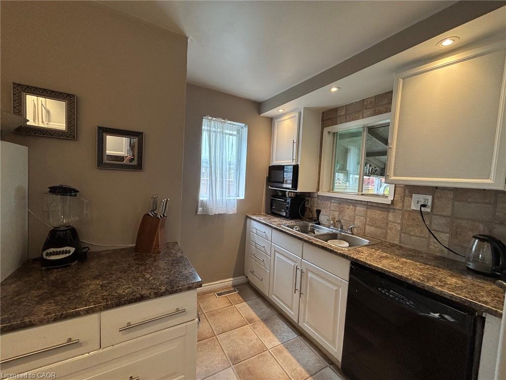 49 Highland Avenue Property Photo 12