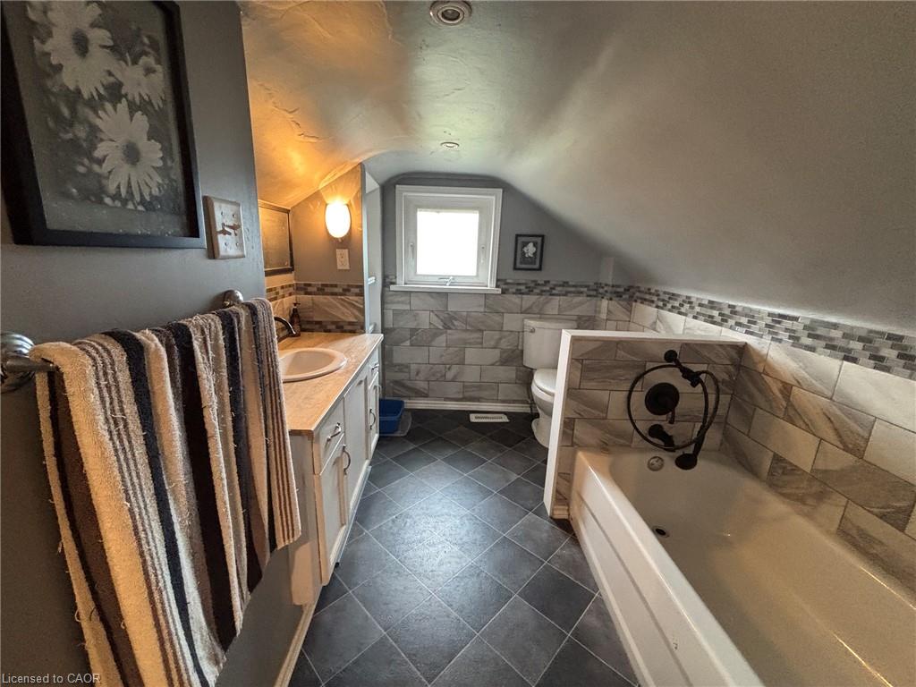 49 Highland Avenue Property Photo 23