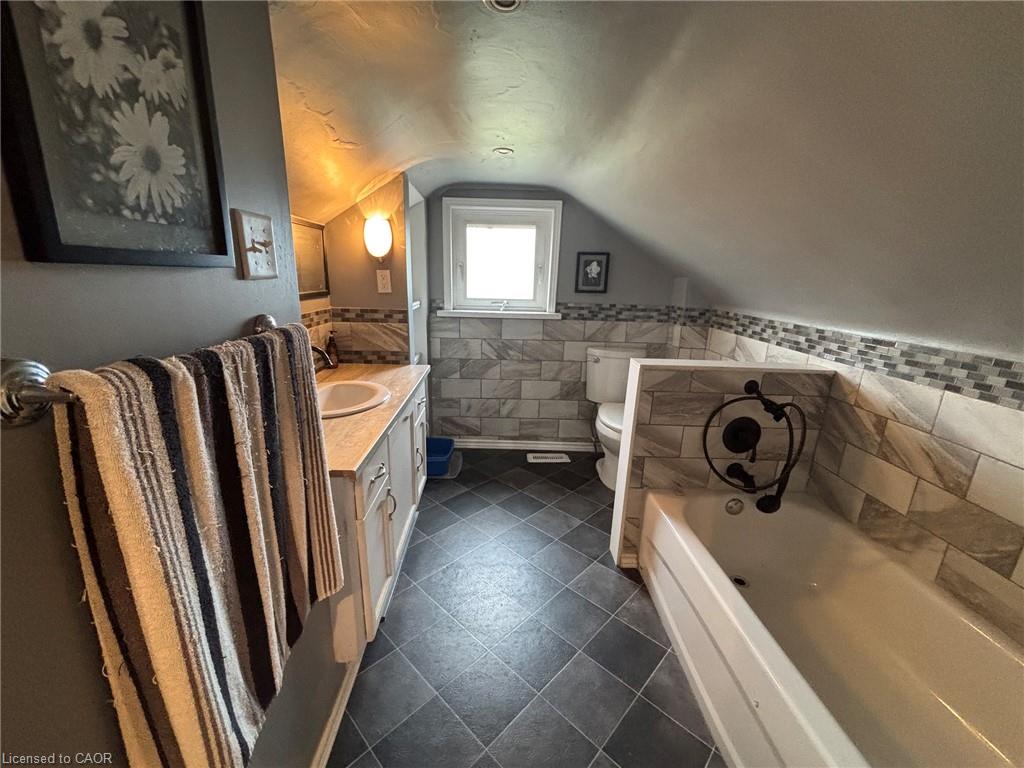49 Highland Avenue Property Photo 24
