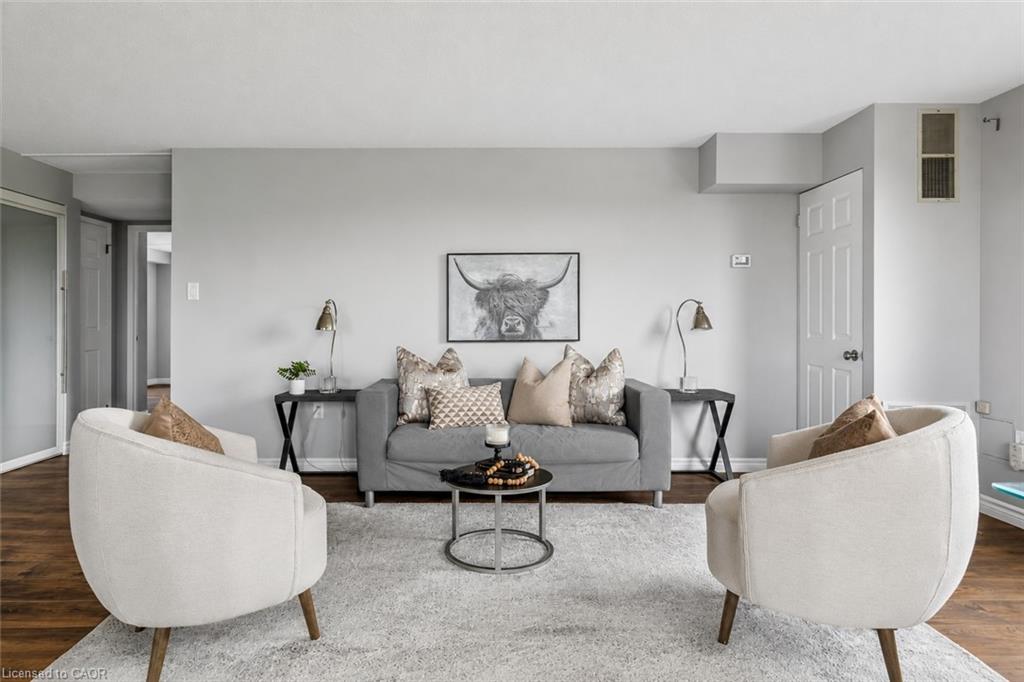 605-966 Queenston Road Property Photo 3