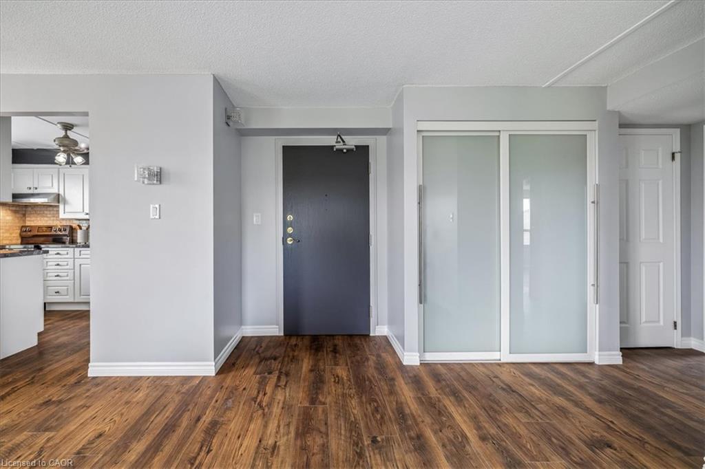 605-966 Queenston Road Property Photo 15