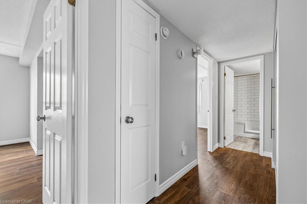 605-966 Queenston Road Property Photo 31